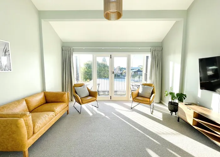 The Waimate Lodges